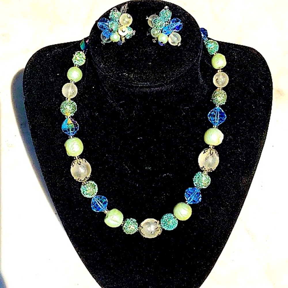 VENDOME 1 STRAND NECKLACE & EARRINGS BLUE SILVER VINTAGE CRYSTAL